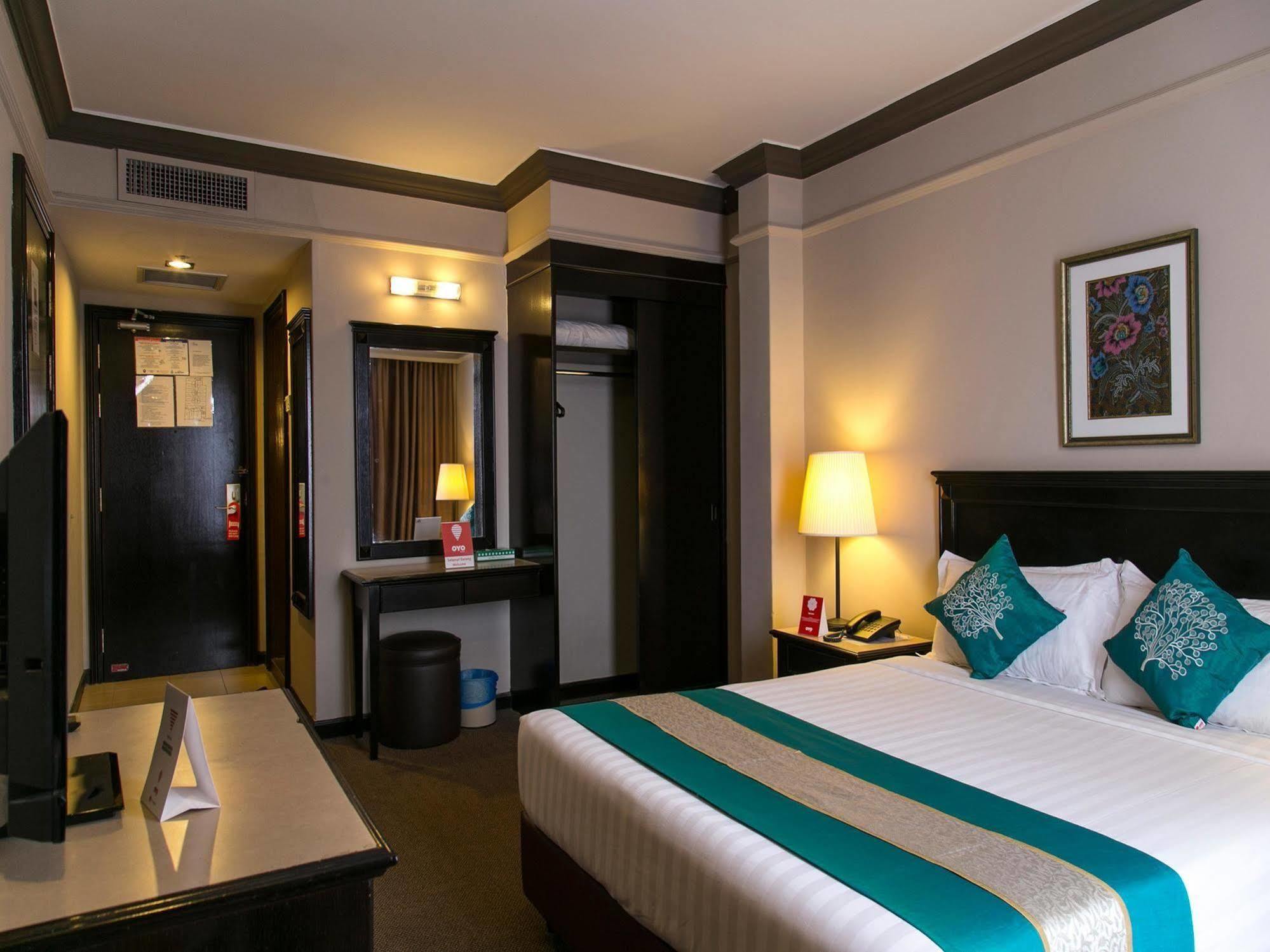 Hotel Mimosa Малакка Экстерьер фото
